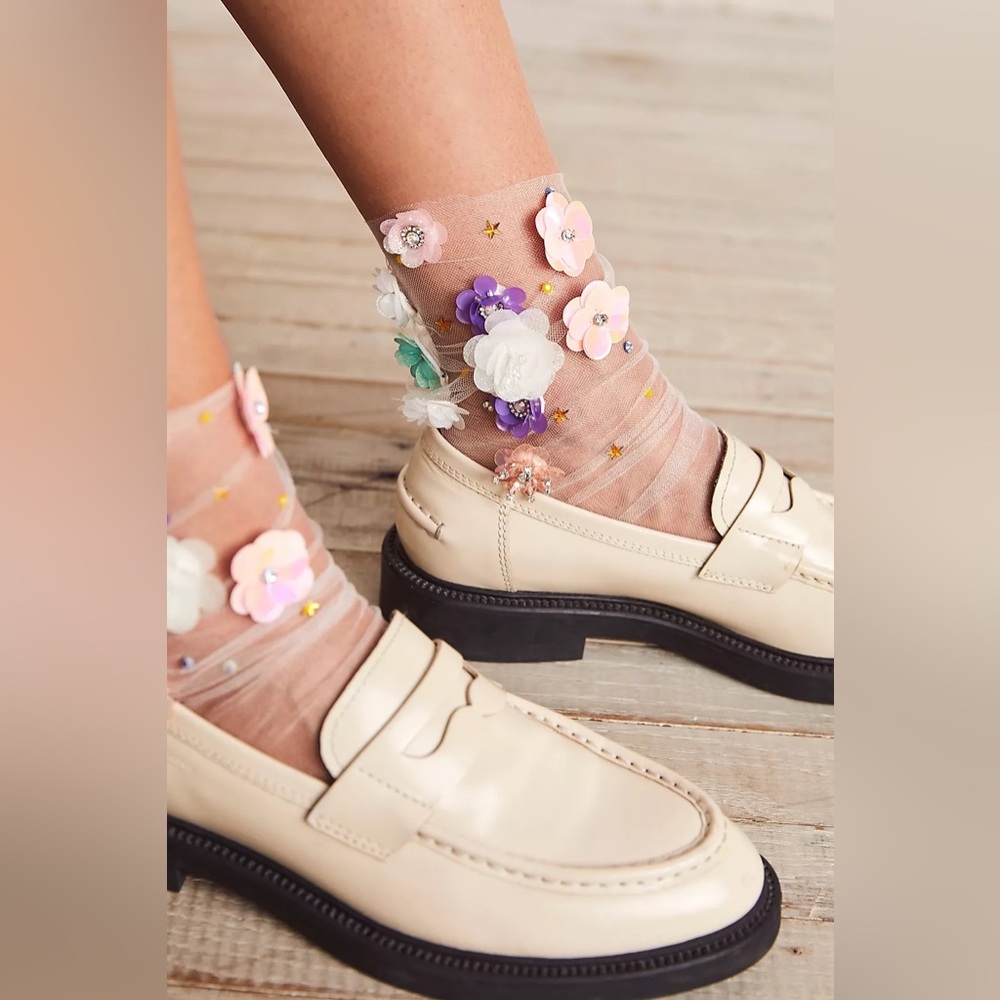 High Heel Jungle Secret Garden Tulle Socks (White)